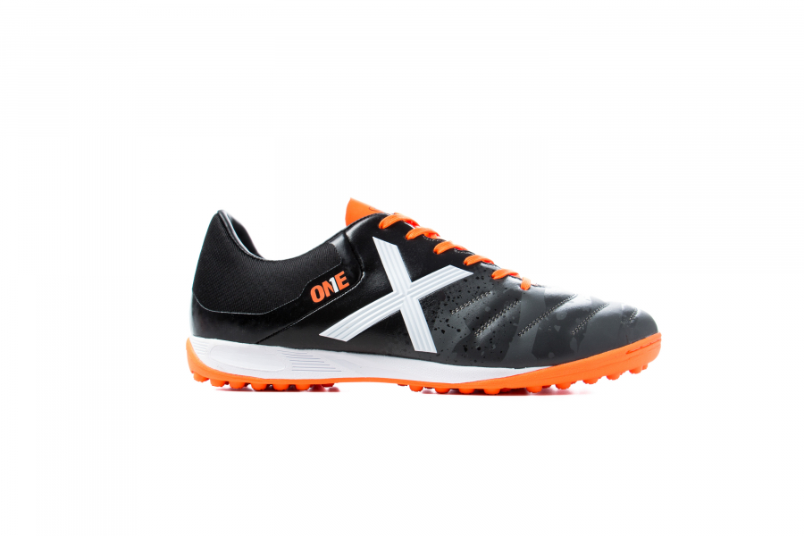 Munich One Turf 13